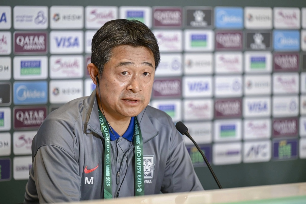 HLV U23 Hàn Quốc cay đắng khi chơi hơn người vẫn thua U23 Việt Nam

